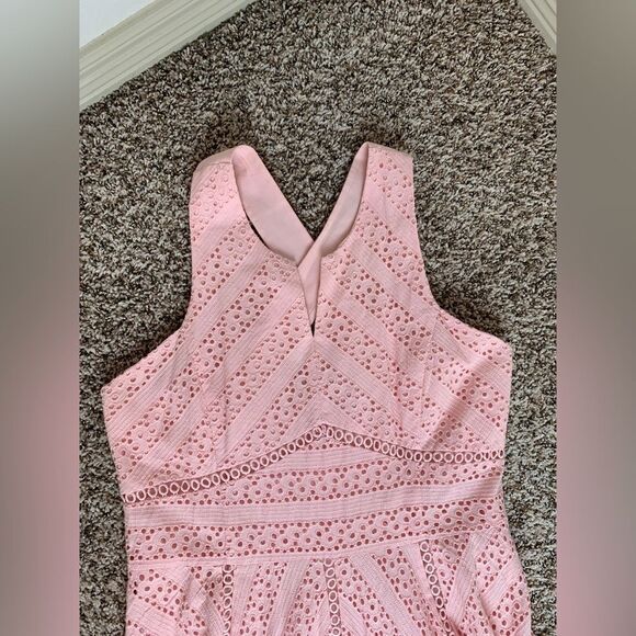 Antonio Melani: beautiful lace dress - Picture 2 of 6